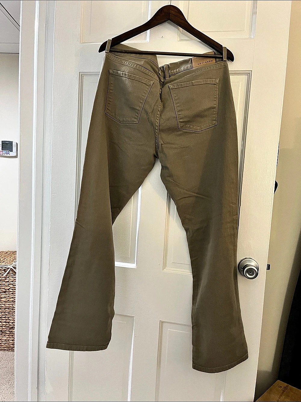 Mott & Bow - Picture 2 of 5